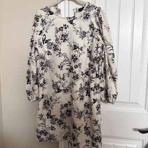 Who What Wear Black and Cream Floral Toile Print Dress Size Medium